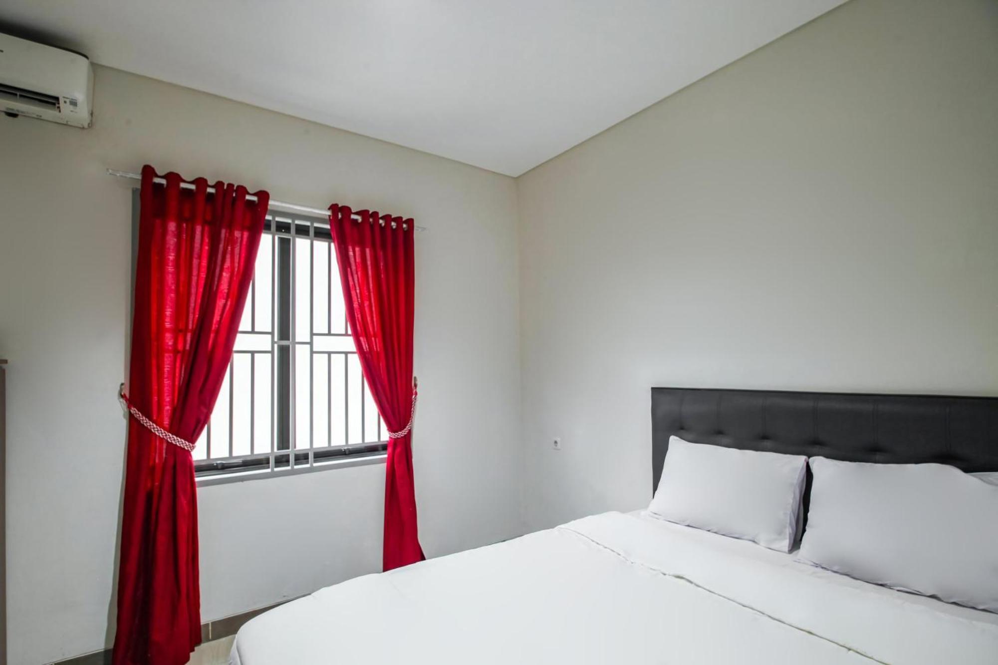 Capital O 93589 Hotel Wongso Syariah 邦加槟榔 外观 照片